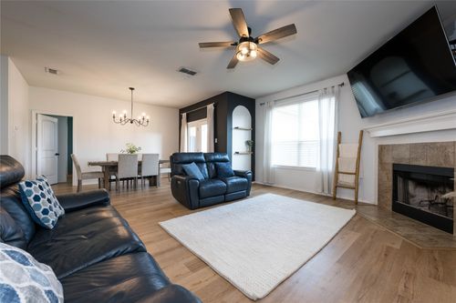 1627 Kawati Way, Krum, TX, 76249-7562 | Card Image