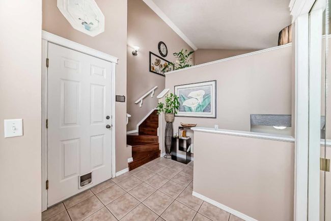 4 Martha's Meadow Place Ne, Home with 4 bedrooms, 2 bathrooms and 2 parking in Calgary AB | Image 7