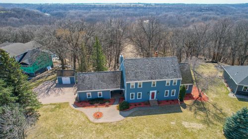 70 Jonathon Dr, New Ulm, MN, 56073-3343 | Card Image