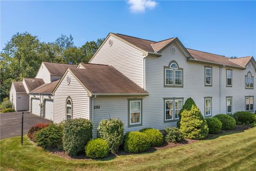 9600-252 Huckleberry Ct, Wexford, PA, 15090-7524 | Card Image