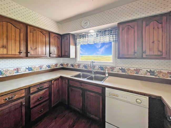 Kitchen | Image 12