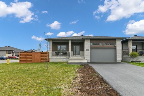 203 Filion St, Embrun, ON, K0A1W0 | Card Image