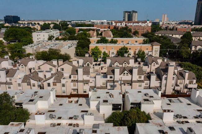 Aerial view of property and surrounding area with nearby urban area | Image 38