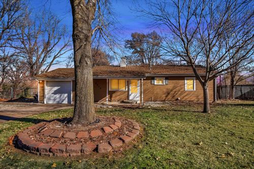 2014 Terrace Dr., Newton, KS, 67114 | Card Image