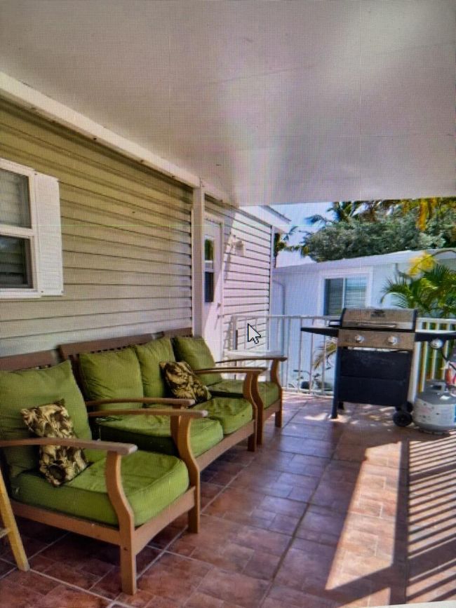 232Porch | Image 11