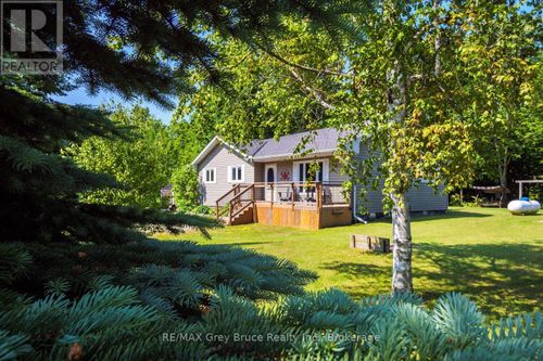 32 Sugarbush Rd, South Bruce Peninsula, ON, N0H2T0 | Card Image
