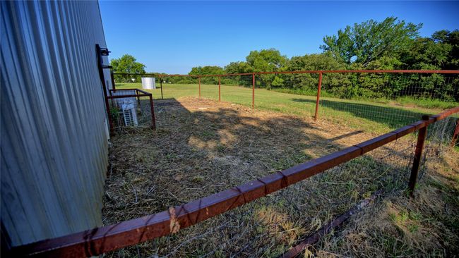view of large single pen | Image 26