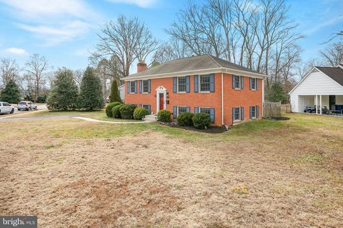 8300 Midwood St, ALEXANDRIA, VA, 22308-1640 | Card Image