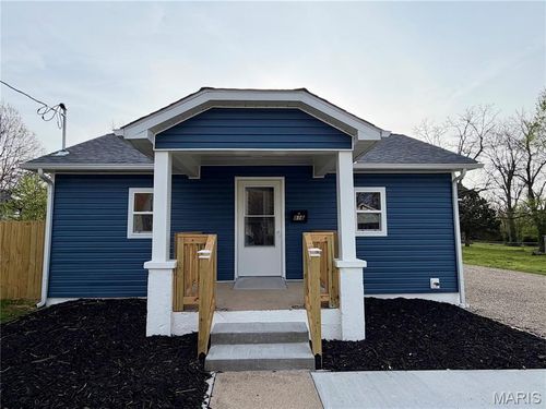 816 N Adams Ave, Lebanon, MO, 65536-2412 | Card Image