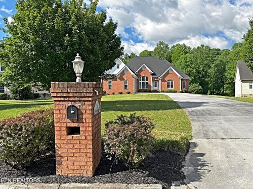 267 Paradise Lane, Jacksboro, TN, 37757 | Card Image