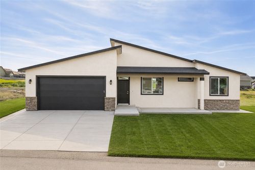 6739 Clubhouse Way Sw, Mattawa, WA, 99349 | Card Image