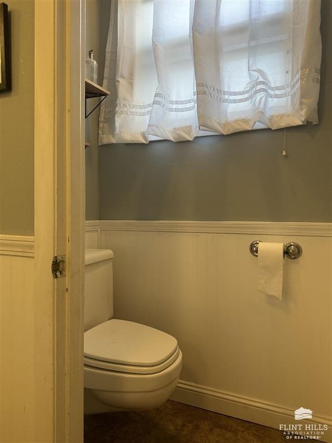 406 W 8 Th St, House other with 4 bedrooms, 2 bathrooms and null parking in Concordia KS | Image 31