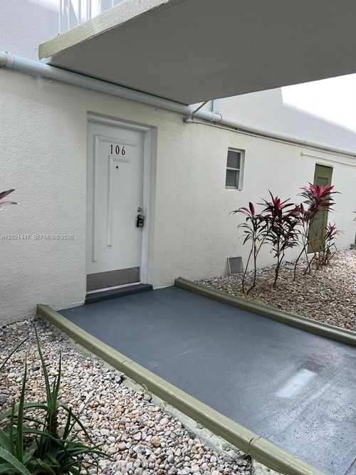 106-4235 N University Dr, Sunrise, FL, 33351-6216 | Card Image
