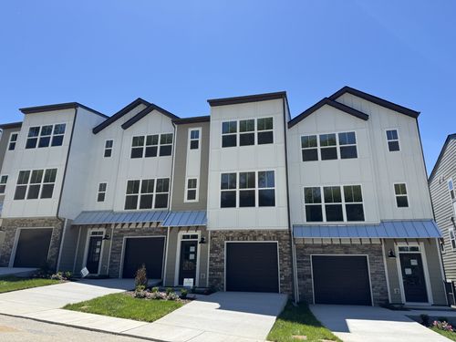 2002 Sonya Ter, Nashville, TN, 37209-5425 | Card Image