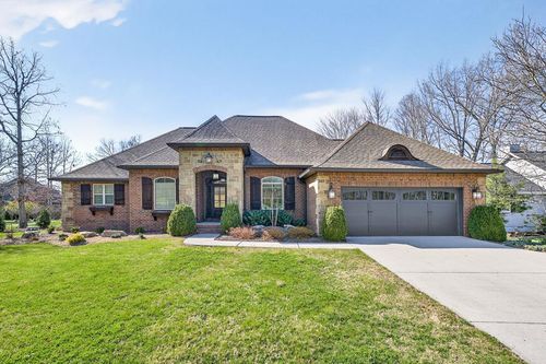 240 Forest Hill Dr, Crossville, TN, 38558-2857 | Card Image