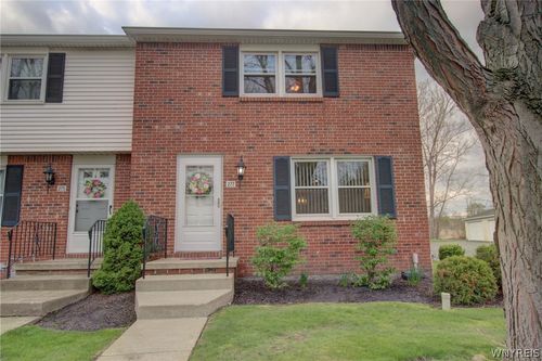 277 Wimbledon Court, West Seneca, NY, 14224 | Card Image