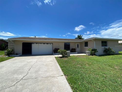 165 Dartmouth Dr Nw, PORT CHARLOTTE, FL, 33952-8039 | Card Image