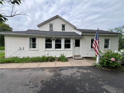 4259 Nine Mile Point Rd, Fairport, NY, 14450-8505 | Card Image