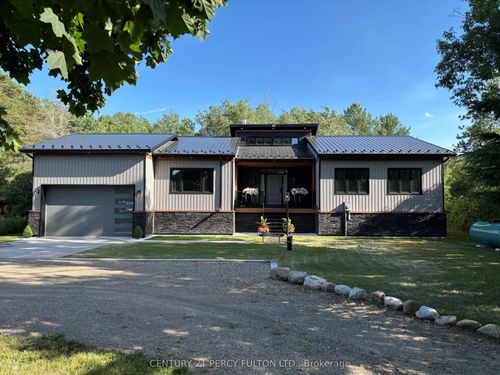 9243 County Rd 1, Palgrave, ON, L0N1P0 | Card Image