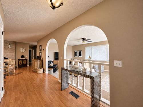 357 N Lincoln Way, Galt, CA, 95632 | Card Image