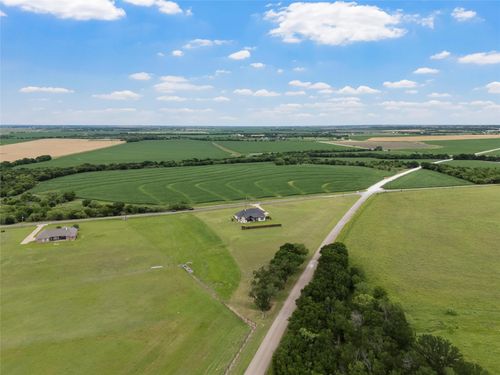785 W County Line Rd E, West, TX, 76691-2661 | Card Image