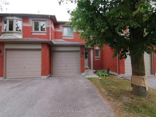 905 Caribou Valley Cir, Newmarket, ON, L3X1W9 | Card Image
