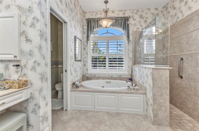 15490 Seafoam Cir, House other with 3 bedrooms, 3 bathrooms and null parking in PORT CHARLOTTE FL | Image 49