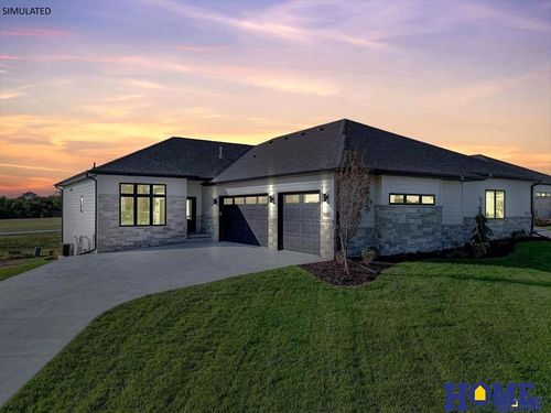 9207 Triana Ln, Lincoln, NE, 68520-1540 | Card Image