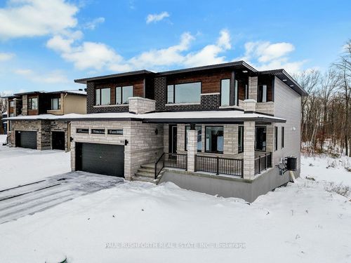 169 Frank Fisher Crescent, Mississippi Mills, ON, K0A1L0 | Card Image