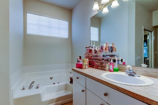 14466 Tamarind Loop, House other with 3 bedrooms, 2 bathrooms and null parking in SPRING HILL FL | Image 36
