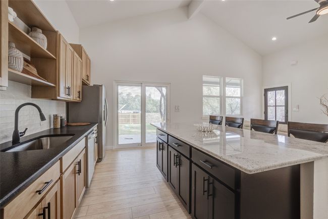 18208 Gregg Bluff Rd, House other with 3 bedrooms, 3 bathrooms and 4 parking in Jonestown TX | Image 11
