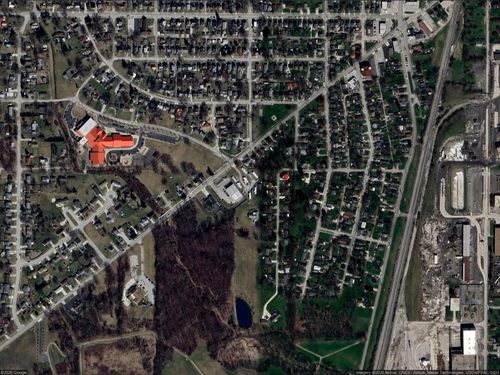 1041 Bellefontaine Avenue, Marion, OH, 43302 | Card Image