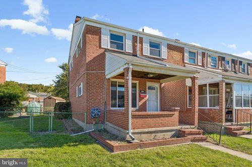8067 Wallace Rd, DUNDALK, MD, 21222-2608 | Card Image