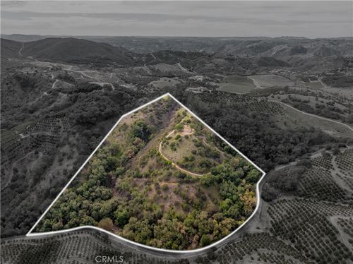 46121 Avenida Tierra, Temecula, CA, 92590-3196 | Card Image