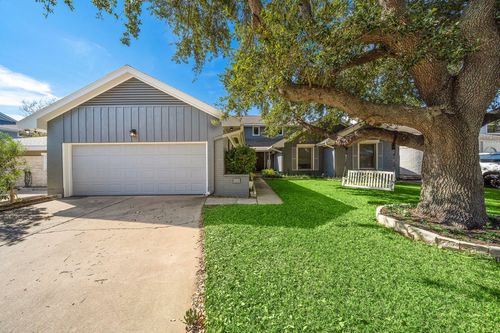 2913 Beluche Dr, Galveston, TX, 77551-1511 | Card Image