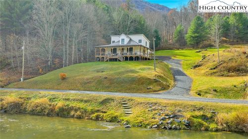 2507 Parker Eller Rd, Lansing, NC, 28643-9579 | Card Image