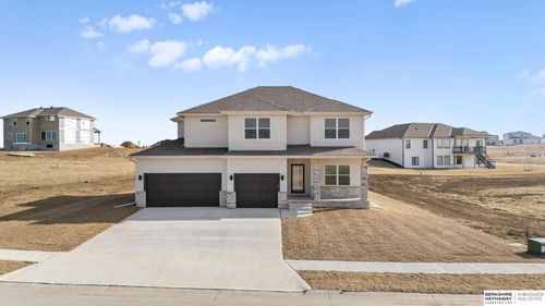 10265 Grant St, Papillion, NE, 68046-5975 | Card Image