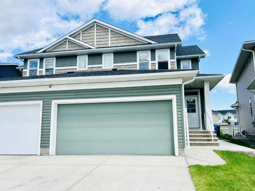 38 Redstone Mews Ne, Calgary, AB, T3N0N5 | Card Image