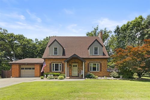 1045 Beverly Ave, Ambridge, PA, 15003-1538 | Card Image