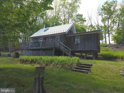 152 Sharp Ridge Ln, Franklin, WV, 26807-1409 | Card Image