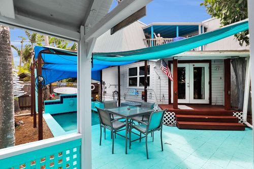 3200 Harriet Ave, Key West, FL, 33040-4660 | Card Image