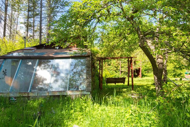 View of outdoor structure | Image 47
