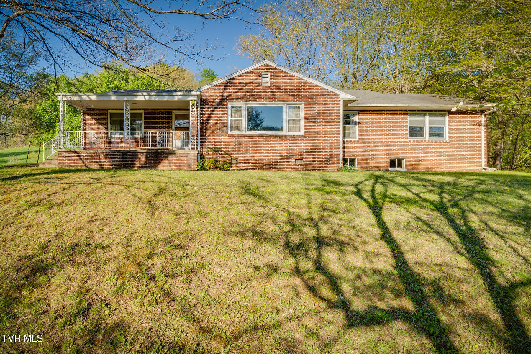 Holston River Dr, Kingsport, TN 37660
