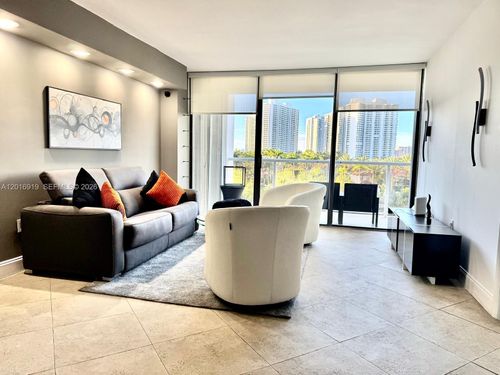 502-3701 N Country Club Dr, Aventura, FL, 33180-1734 | Card Image