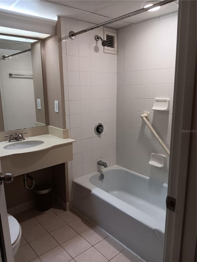 UNIT-417 - 151 E Washington St, Condo with 2 bedrooms, 2 bathrooms and null parking in ORLANDO FL | Image 13