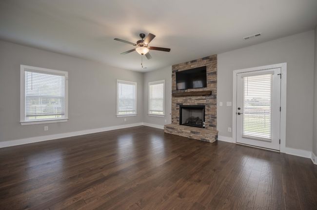 4302 Peacemill Ln, House other with 3 bedrooms, 3 bathrooms and 2 parking in Murfreesboro TN | Image 5