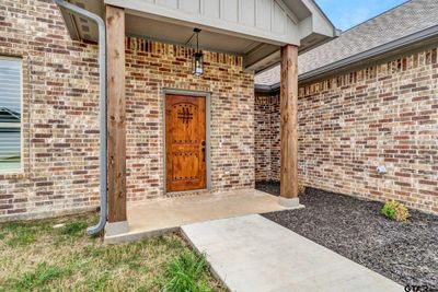 122 Rose Row Ln, House other with 4 bedrooms, 2 bathrooms and null parking in Winona TX | Image 2