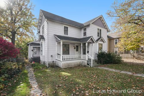 731 Village St, Kalamazoo, MI, 49008-6103 | Card Image