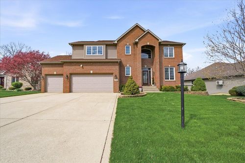 2554 Blarney Stone Drive, Valparaiso, IN, 46385 | Card Image