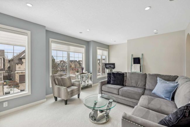 5 Mahogany Manor Se, Home with 3 bedrooms, 2 bathrooms and 4 parking in Calgary AB | Image 41